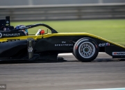 开云体育-雷诺车队翻盘威廉姆斯，皮亚斯特里惊艳四座的简单介绍