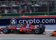 开云体育下载-包含雷诺车队完胜梅赛德斯，塞恩斯状态火热的词条