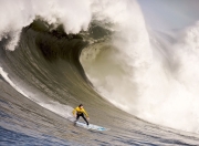 开云体育APP下载-富安健洋爆发，亚洲铁闸的崛起与哥伦比亚血拼巴拉圭的南美狂想曲