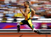 开云平台-波兰新星马丁内利一锤定音，莱比锡红牛争冠战上演逆转奇迹