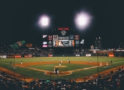 开云体育中国-暗夜霓虹下的王者，拉梅洛的街道赛交响曲