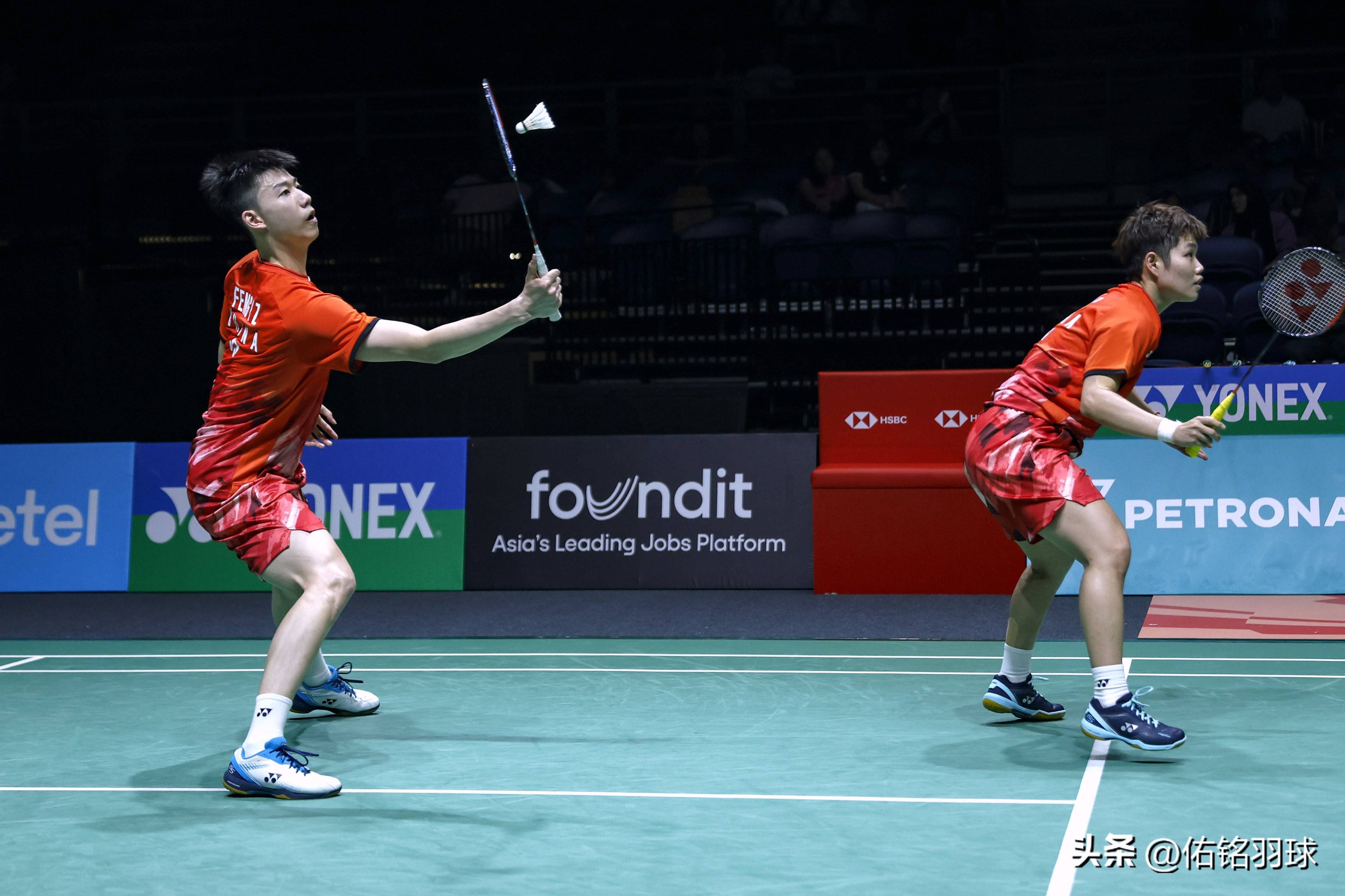 韩国羽毛球队完胜马来西亚羽毛球队,陶菲克爆发神勇的简单介绍 韩国羽毛球队完胜马来西亚羽毛球队,陶菲克爆发神勇的简单介绍