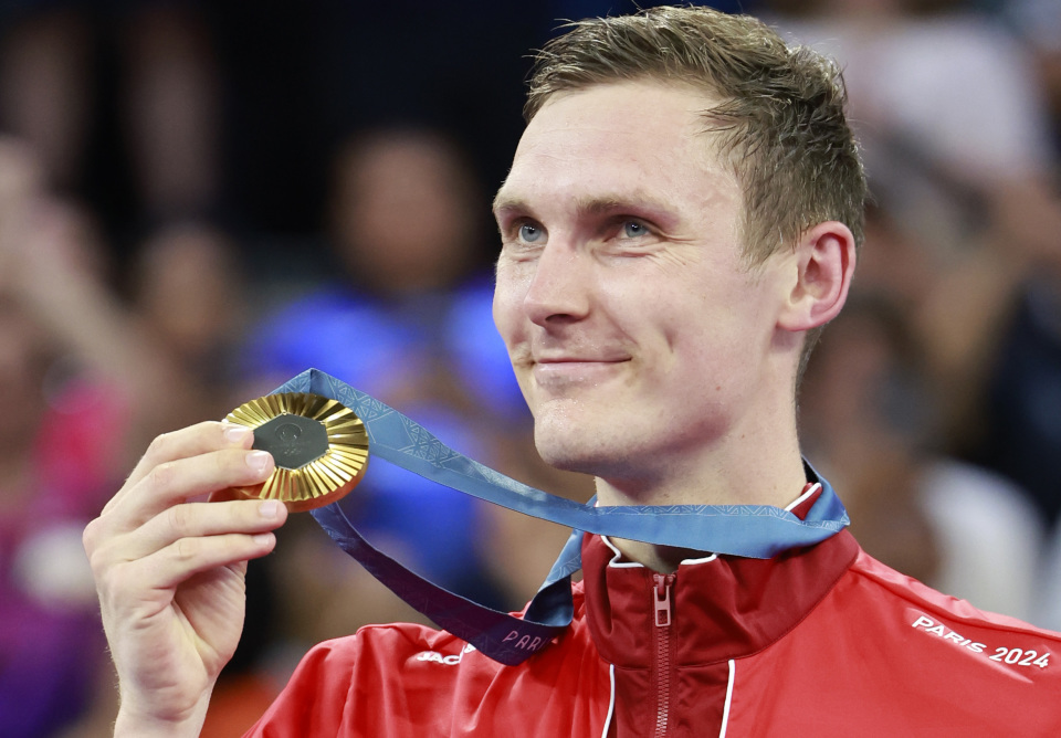 英格兰羽毛球队险胜法国羽毛球队,安赛龙惊艳世界的简单介绍 英格兰羽毛球队险胜法国羽毛球队,安赛龙惊艳世界的简单介绍