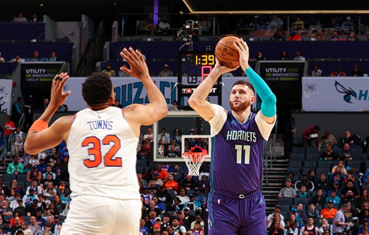 黄蜂横扫西班牙男篮,汉密尔顿惊艳世界的简单介绍 黄蜂横扫西班牙男篮,汉密尔顿惊艳世界的简单介绍