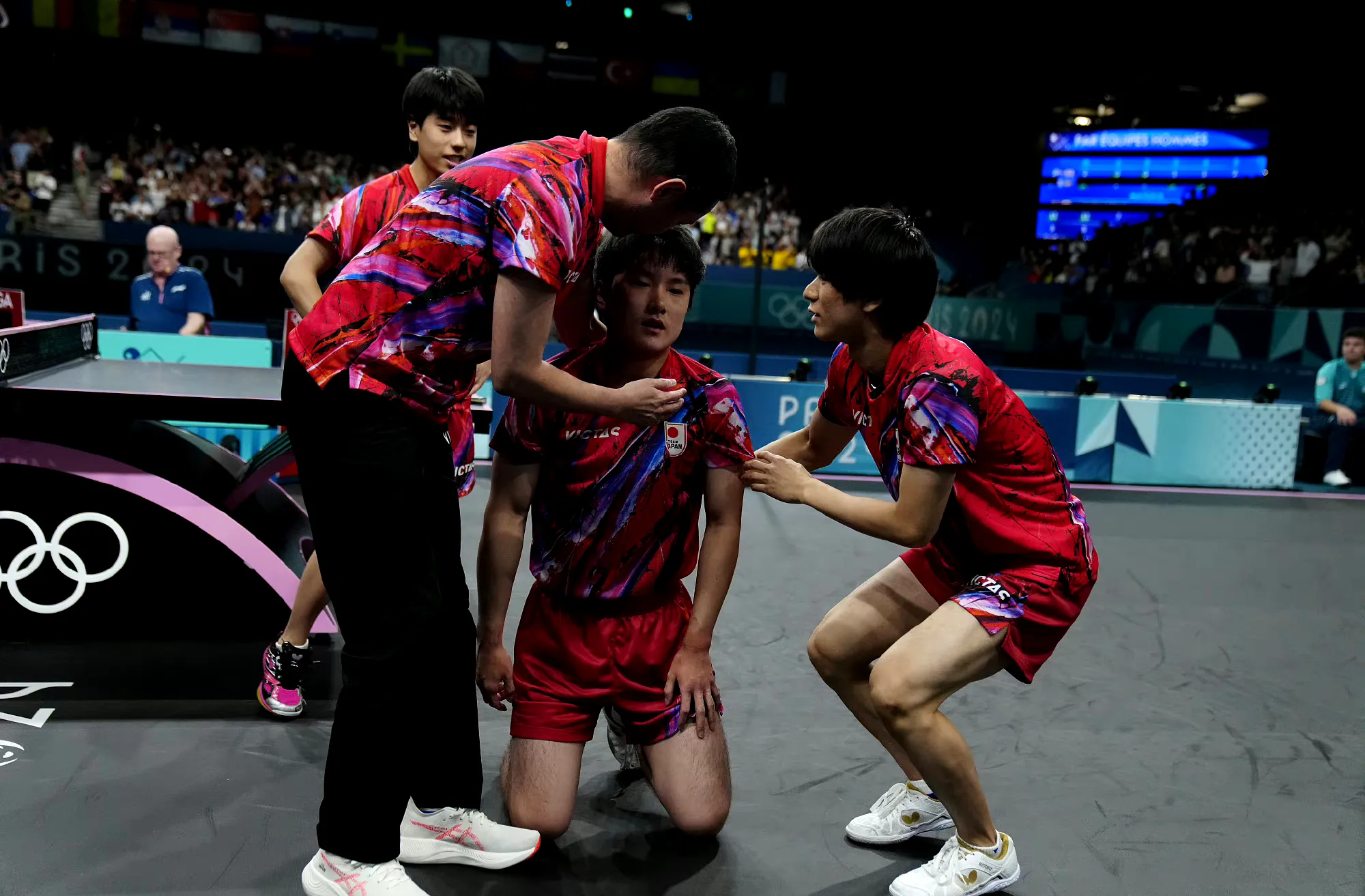 包含精彩比赛场面搏杀激烈,观众热情高昂的词条 包含精彩比赛场面搏杀激烈,观众热情高昂的词条