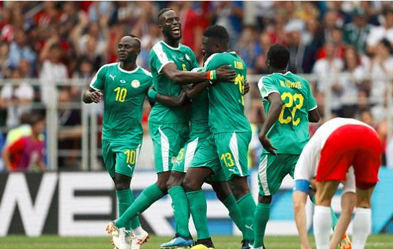 包含马里博尔主场失利，小组出线局势严峻！的词条