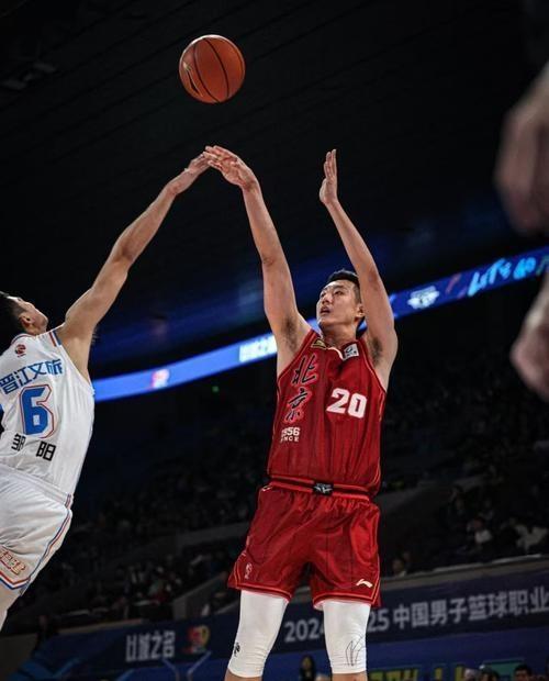 关于北京首钢主教练变阵,战术效果显著的信息 关于北京首钢主教练变阵,战术效果显著的信息