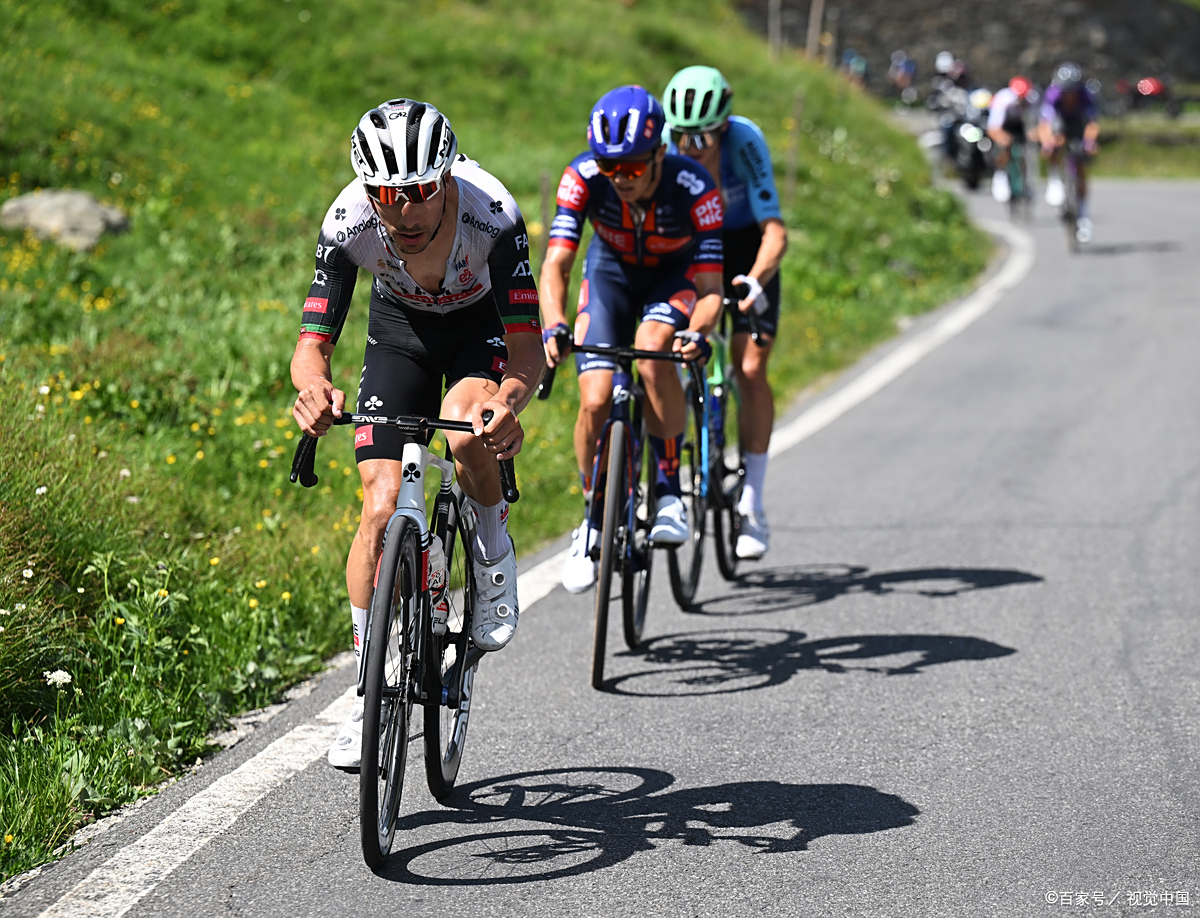 包含自行车赛道上风驰电掣,选手勇往直前的词条 包含自行车赛道上风驰电掣,选手勇往直前的词条