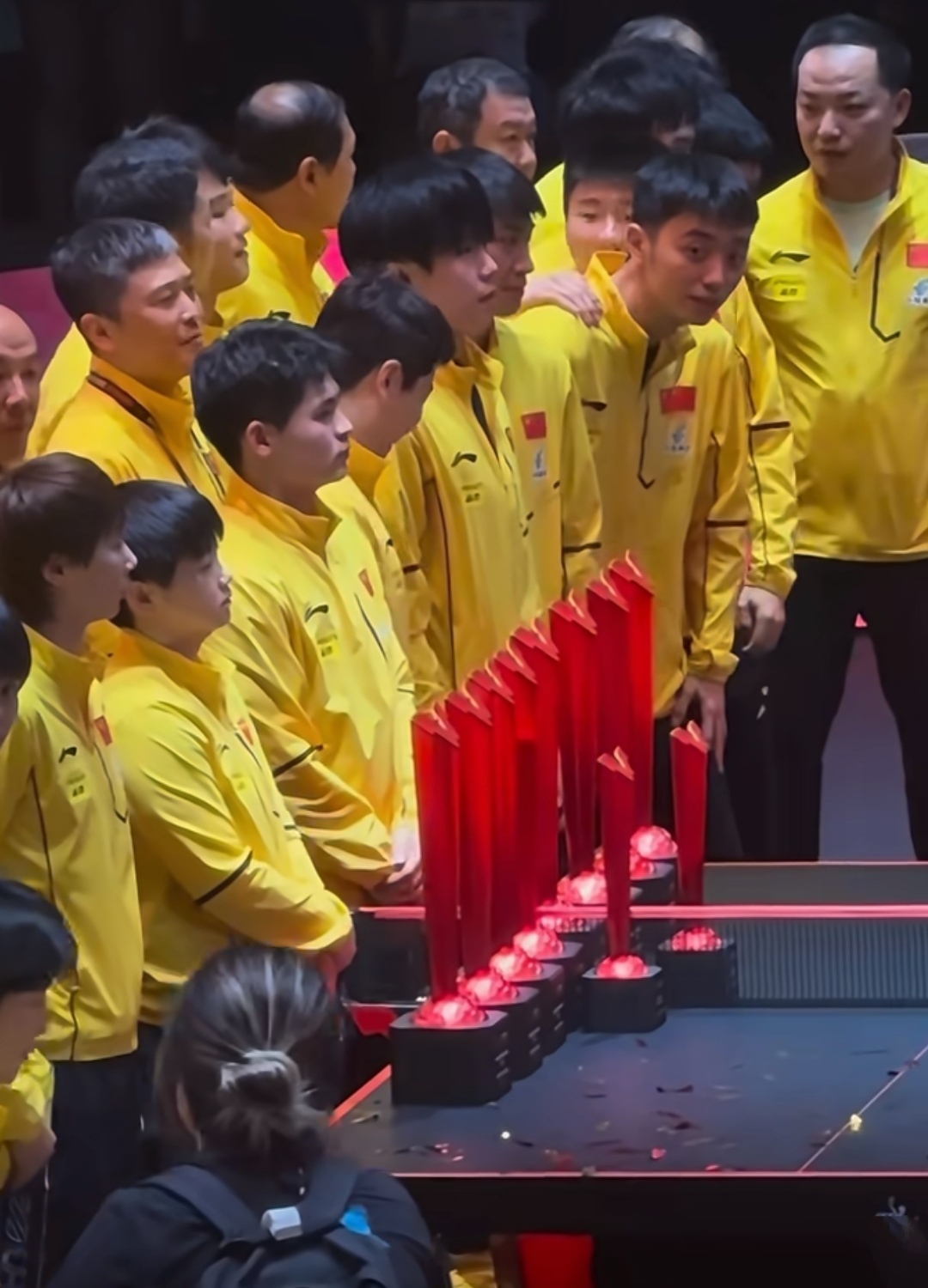 惊心动魄的比赛中球队成功晋级 惊心动魄的比赛中球队成功晋级