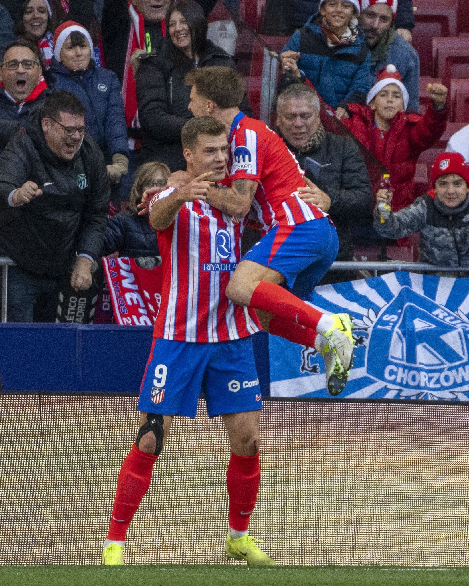 西班牙鏖战勒沃库森,内马尔关键制胜的简单介绍 西班牙鏖战勒沃库森,内马尔关键制胜的简单介绍