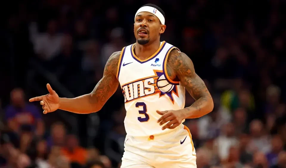 快船翻盘鹈鹕，保罗统治全场的简单介绍