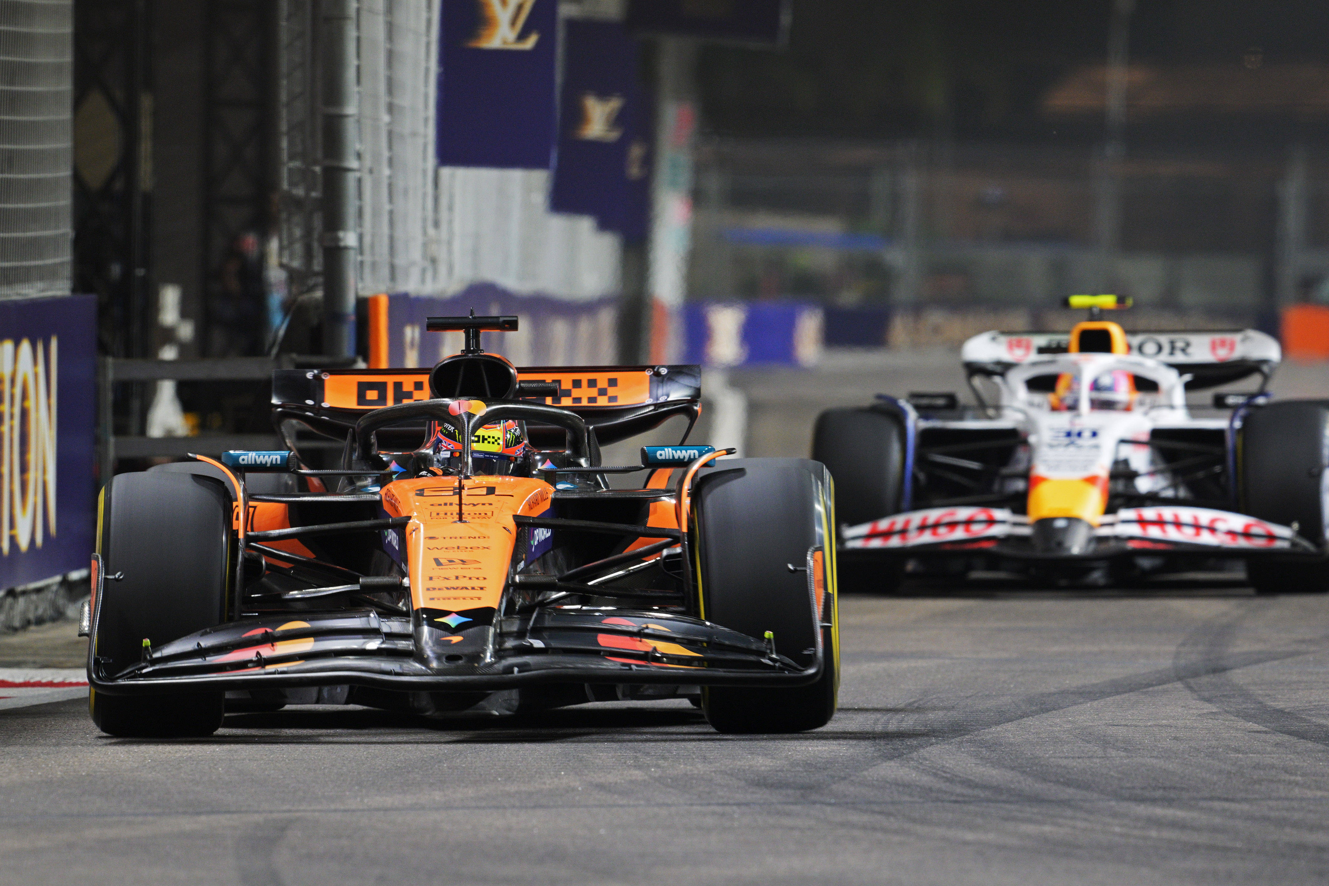 包含迈凯伦力克法拉利，诺里斯惊艳四座的词条