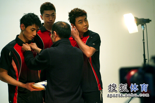 日本队翻盘中国队，张继科惊艳四座