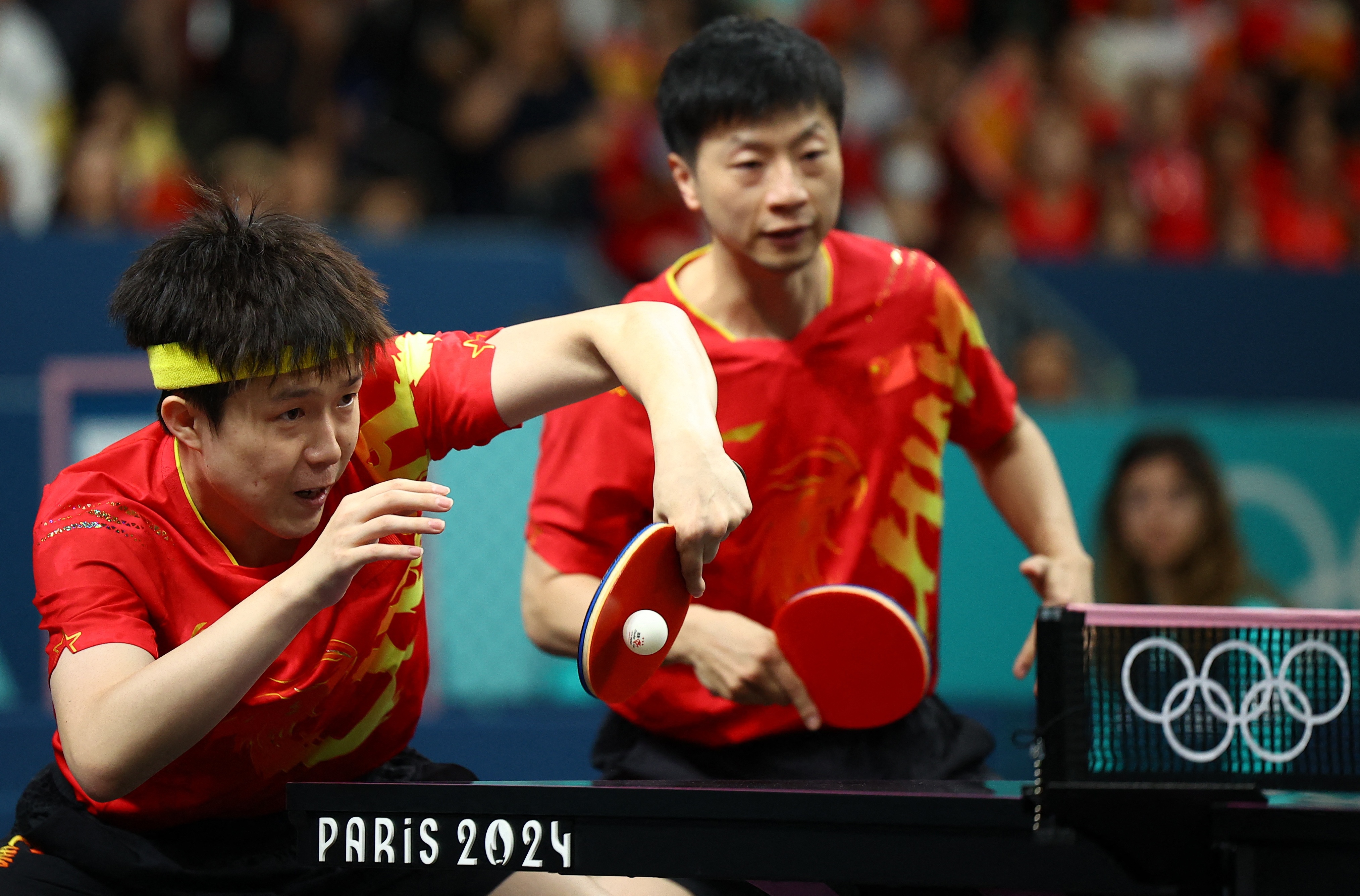 英格兰队轻取葡萄牙队，马龙惊艳四座的简单介绍