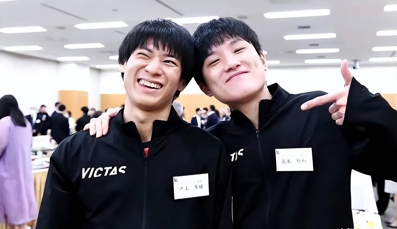 英格兰队鏖战波兰队，张本智和惊艳四座的简单介绍